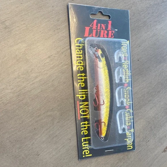 4 In 1 Lure - Picture 1 of 2